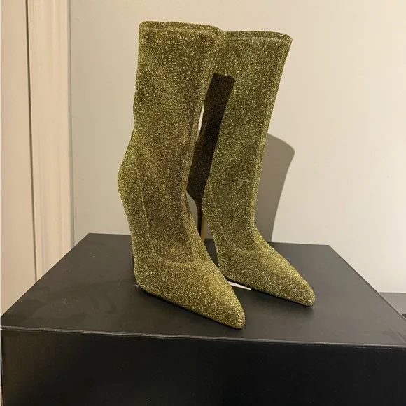 Marc Fisher Gold Heeled Boots with Stiletto - Picture 3 of 6